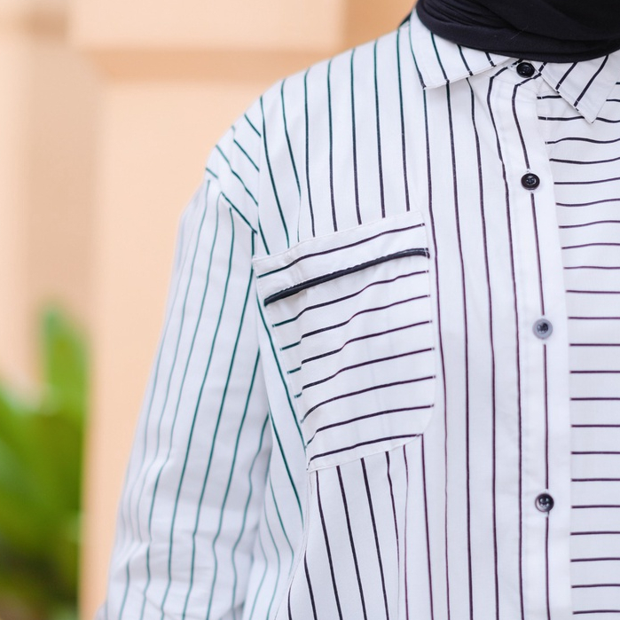 Eleanorre Saba Top Stripe Atasan Muslim Wanita