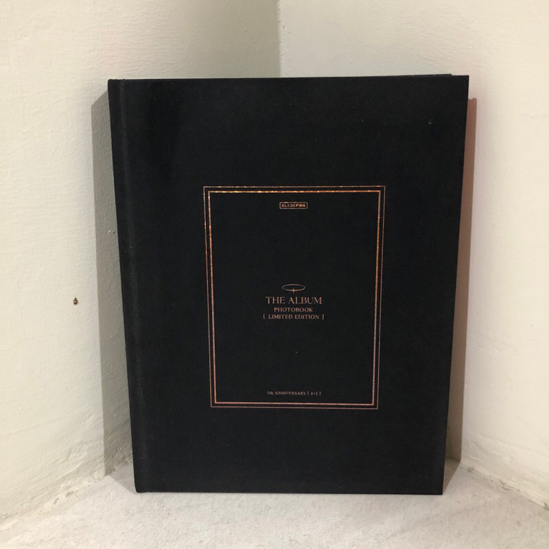 BLACKPINK [4+1] THE ALBUM PHOTOBOOK LIMITED EDITION