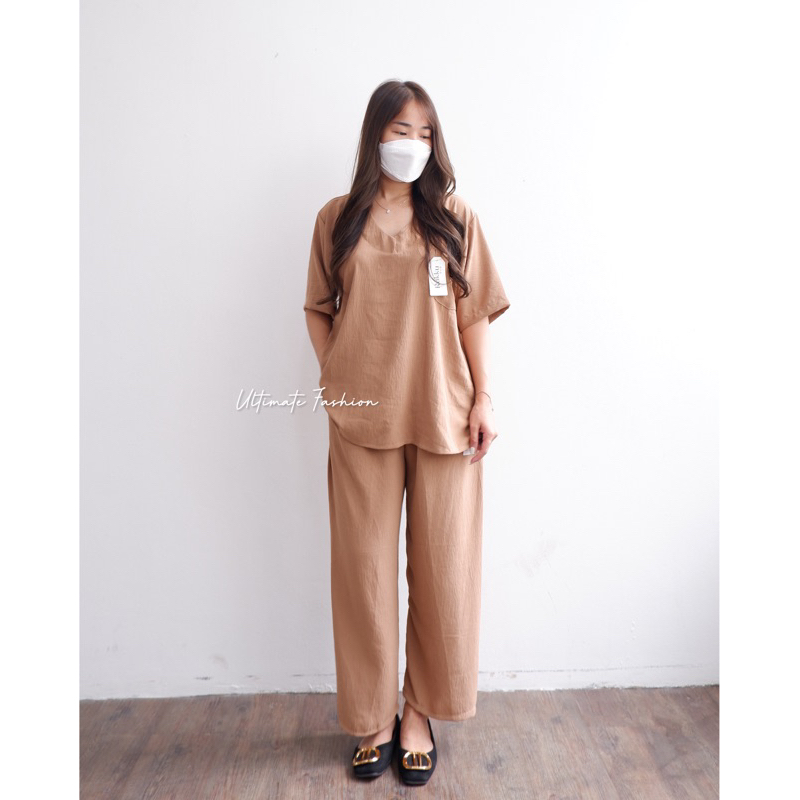 Cathy One Set Crinkle Oversize Airflow Premium / Daily One Set/ Setelan Crinkle V-Neck Import Rakku 251