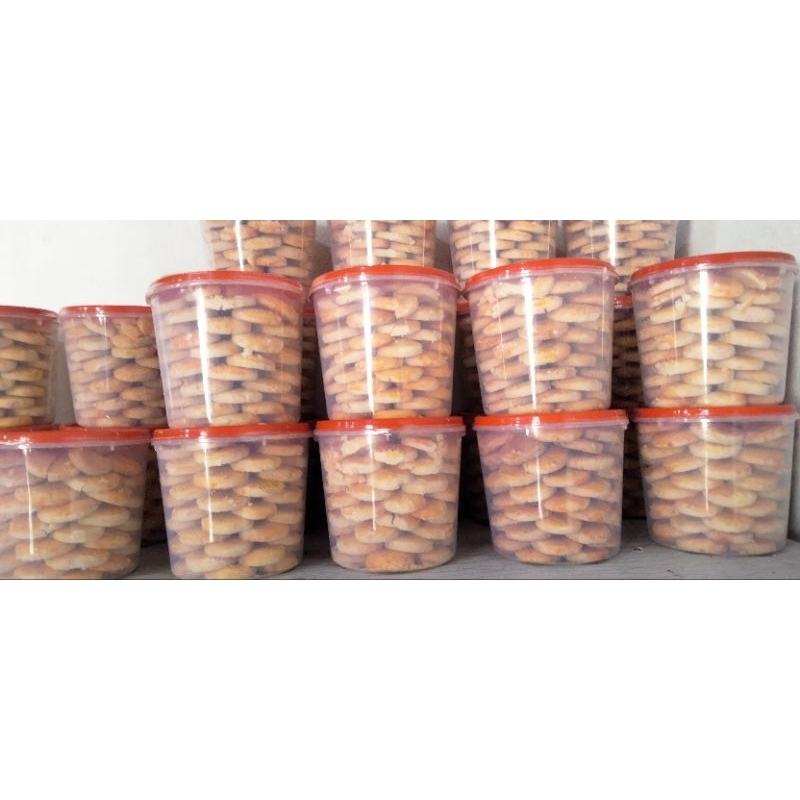 

cemilan kacang kue kacang