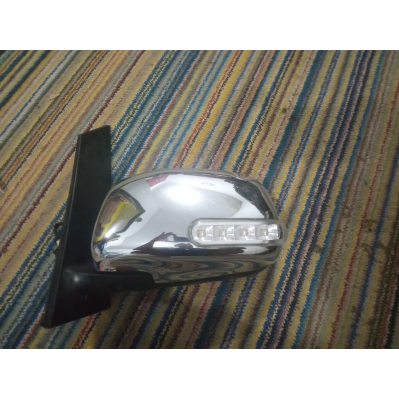 spion Toyota Inova Thun 2005/2011