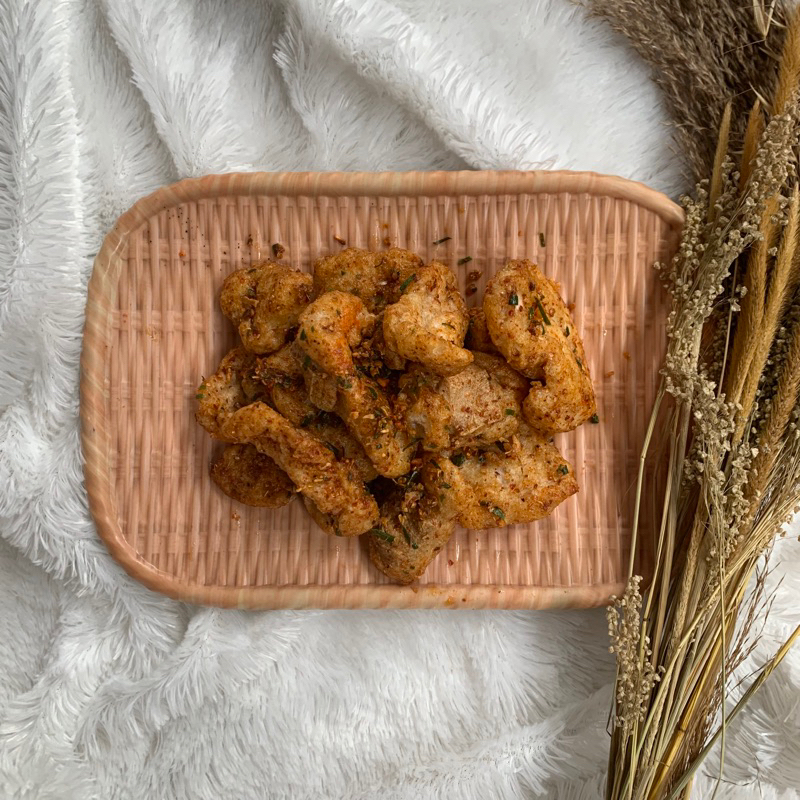 

makanan cemilan krupuk pedas cuanki lidah cikruh