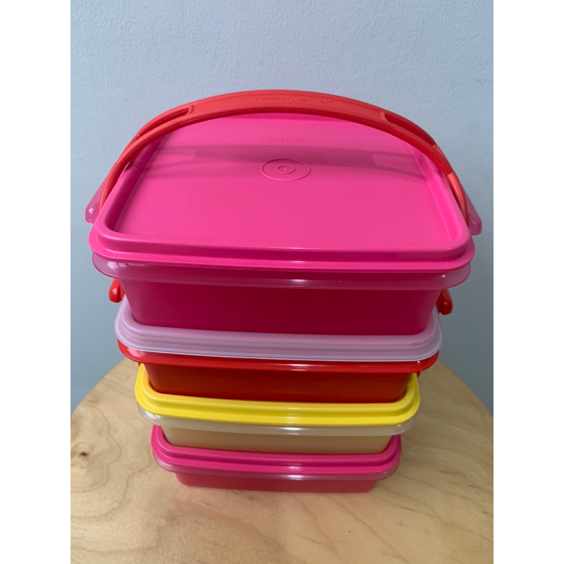Rantang 4 susun Tupperware original berikut tali rantangnya 15.5x15.5x5 cm