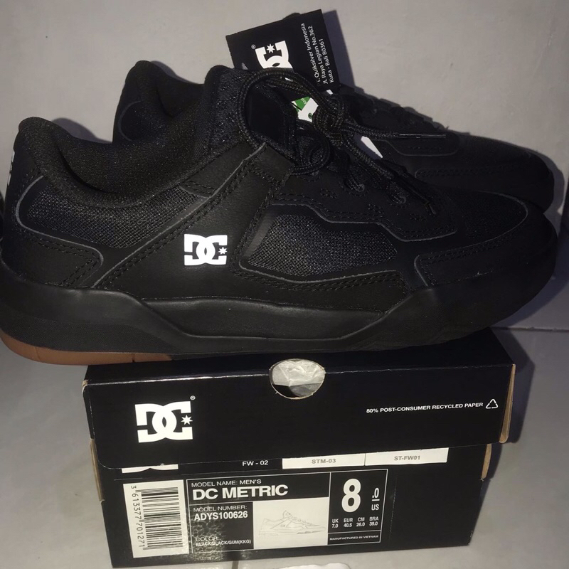 Dc metric shoes