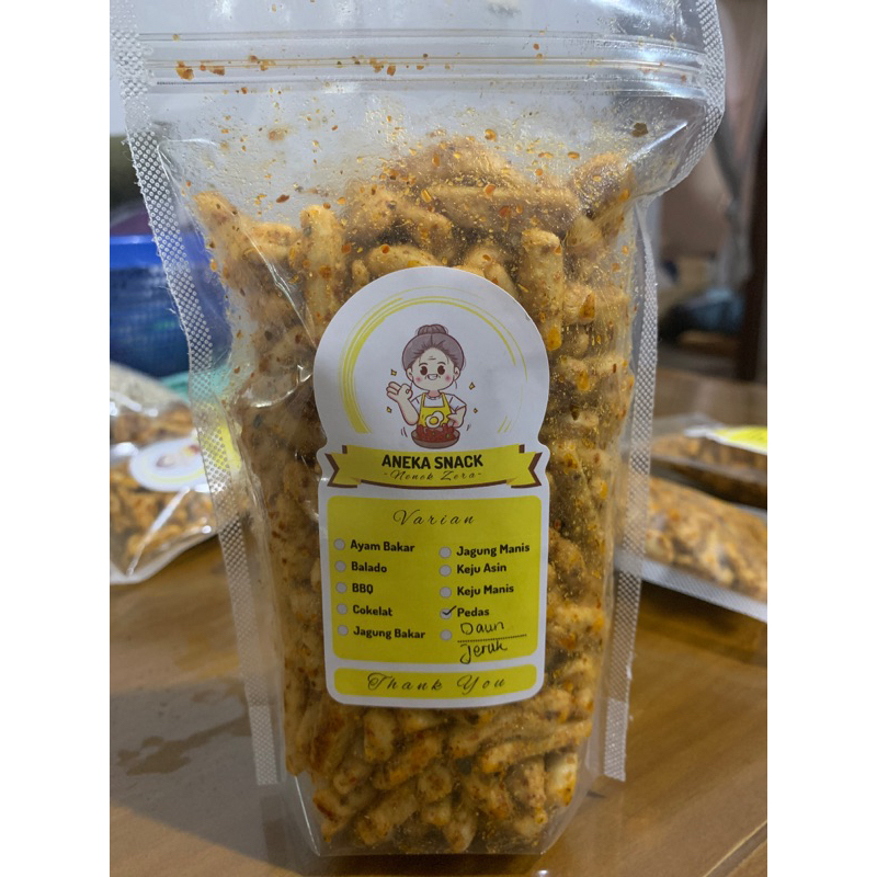

Snack Nenek Zera Baso Goreng Pedas Daun Jeruk 160 gr