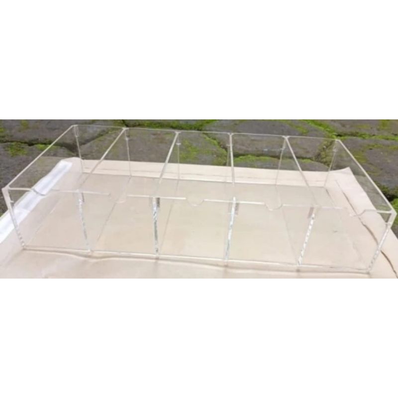 kotak obat display obat apotik