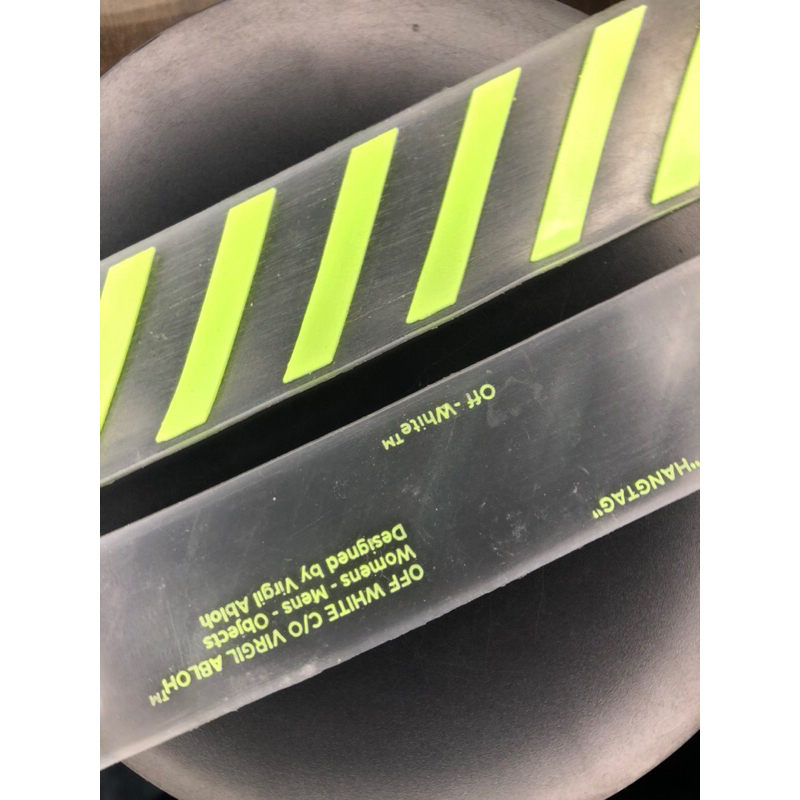 

OFF WHITE TAG RUBBER CLEAR GREEN RED SUPER PREMIUM CO 1X DI KIRIM 600PCS