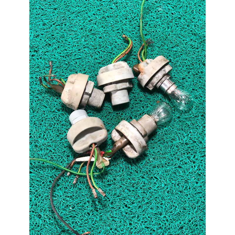 soket pitingan lampu belakang gl max pro ori copotan