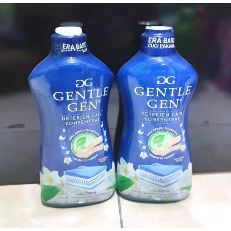 gentle gen detergent cair 750ml/700ml varian random