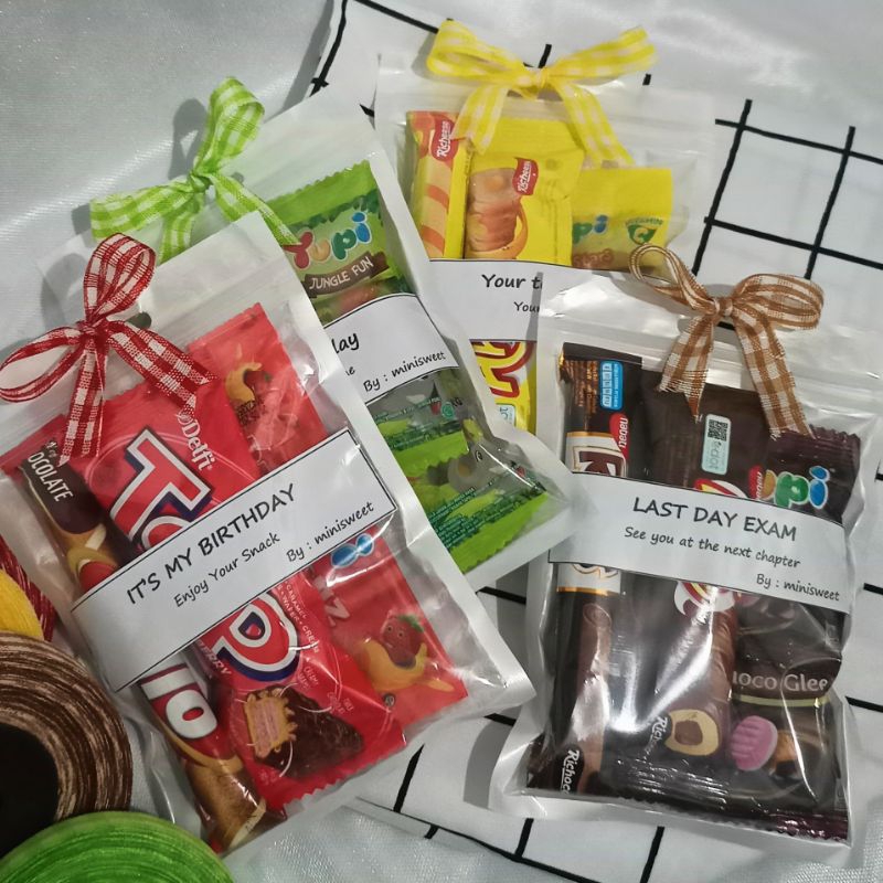 

[Tanpa Min Order / Bisa Instant / Gratis Bubble Wrap] Mini Gift Snack / Mini Gift / Freebie Snack / Hampers Snack