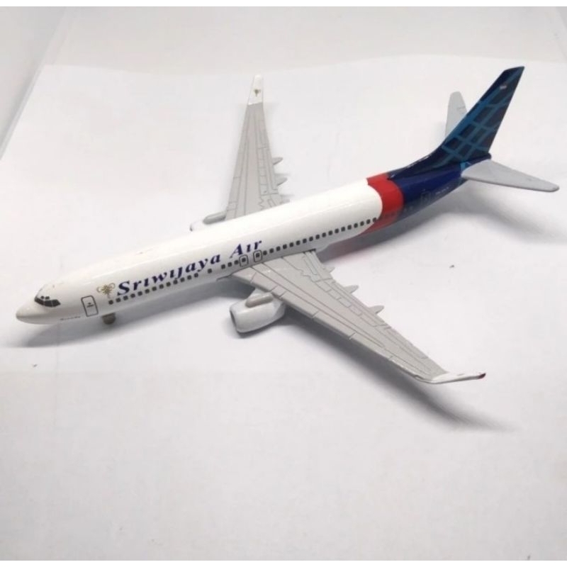 Miniatur Replika Pesawat Terbang Merchandise Asli Sriwijaya Air Boing 737-800NG Original