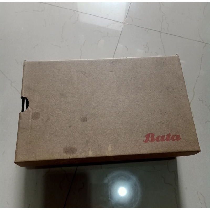 SEPATU SEMI WEDGES BATA