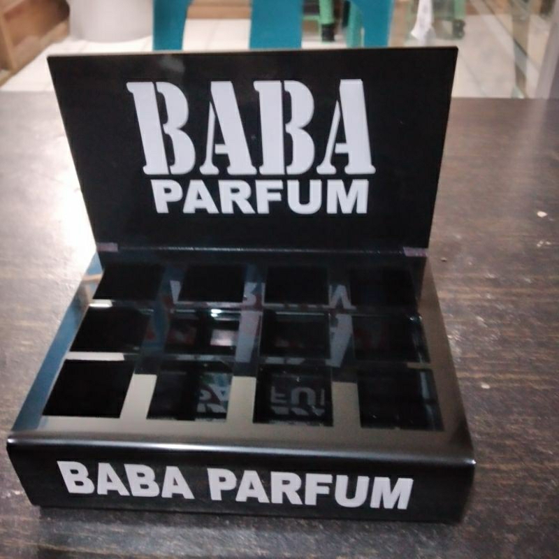 rak parfum BABA akrilik