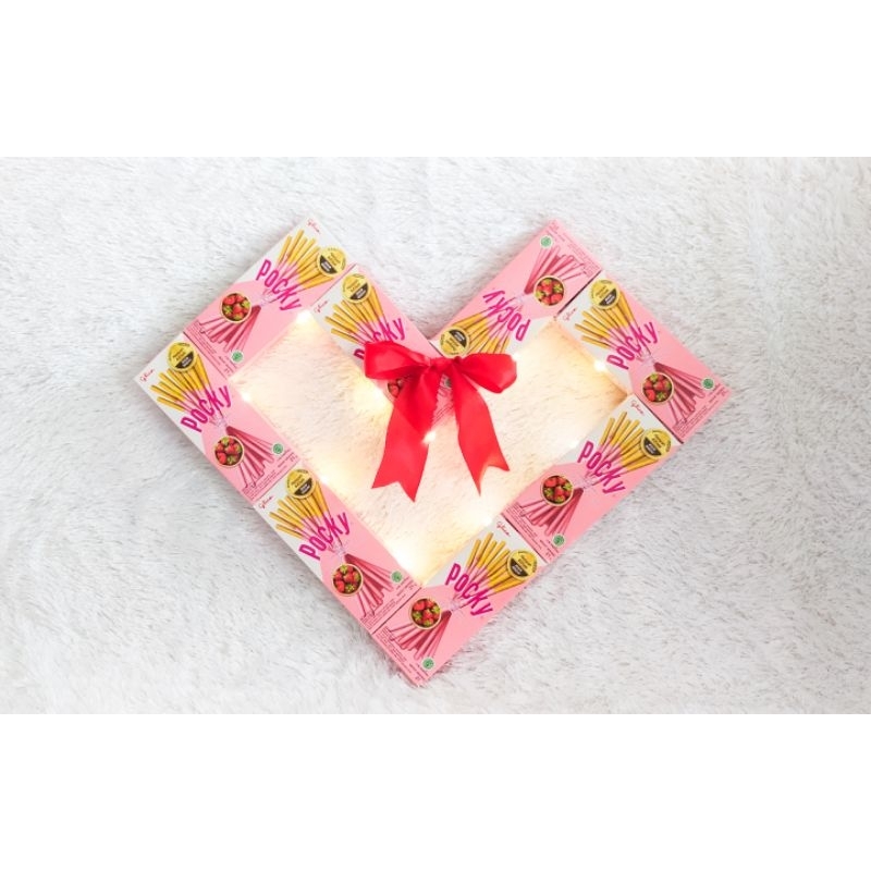 

POCKY LOVE KADO VALENTINE HADIAH HAMPERS ANNIVERSARY