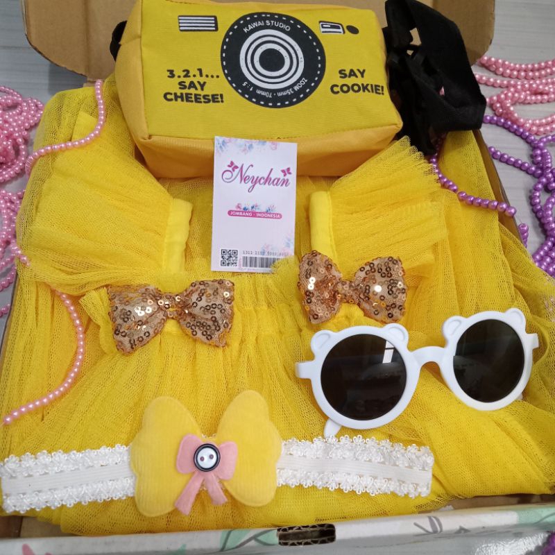 paket hampers murah anak ulang tahun dress bayi neychan