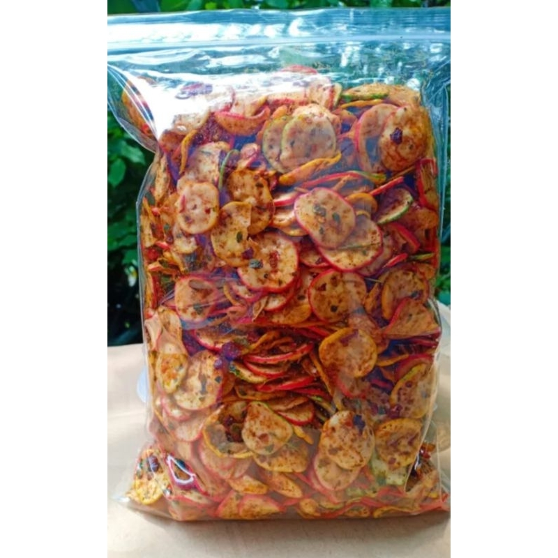 

kerupuk seblak pedas gurih, daun jeruk