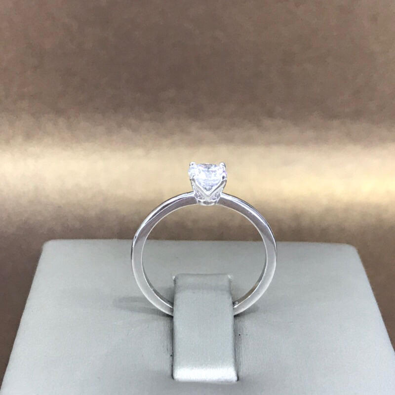 CINCIN EMAS SOLITAIRE 750 CCE1068