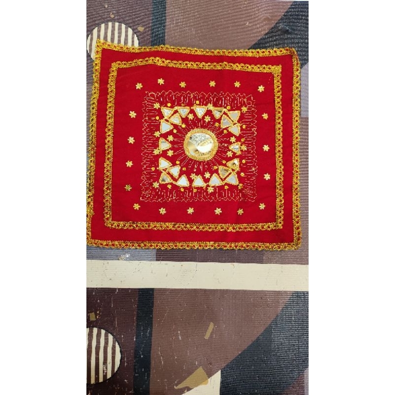 ttup carano/dalamak kecil..ukuran 40×40