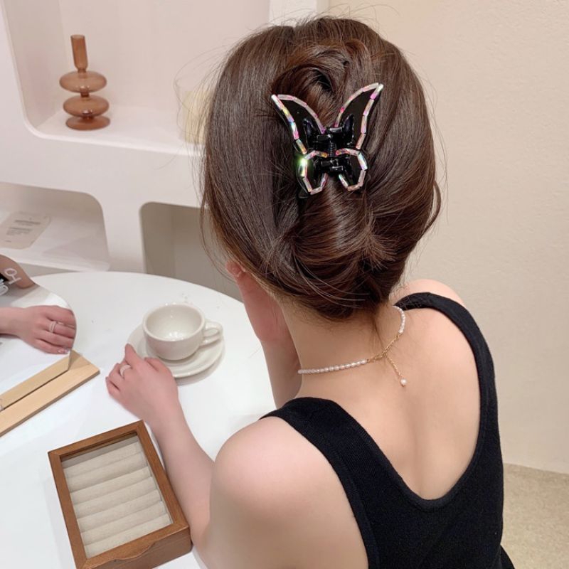 Jepit Rambut Korea Kupu Kupu 4.5cm Dengan Balutan Kristal Jedai Bening Transparan Model Kupu-kupu Butterfly Hair Claw Clips
