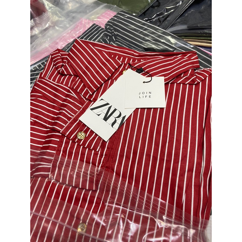 Kemeja Salur Garis Kecil ZR Oversize LD 120 cm / Atasan Bigsize Belakang Silang / Kemeja Cewek Jumbo Viral Terhits