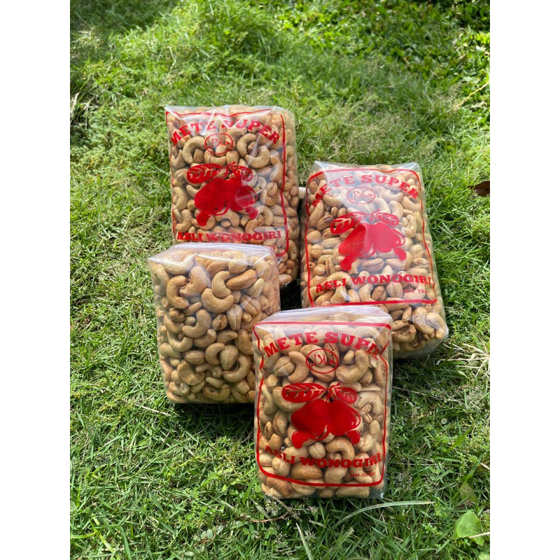 

(500 GRAM) KACANG METE VARIAN RASA ASLI WONOGIRI