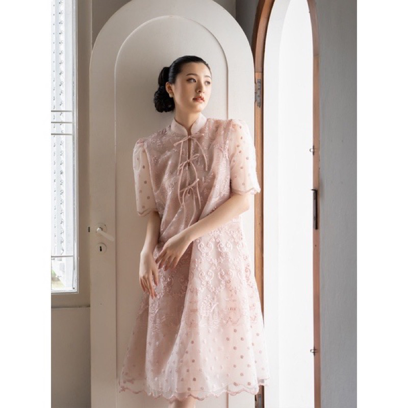 [NEW] DewiRoamSignature Qibao Dress in Pink // Dewi Roam Signature CNY Collection Qipao