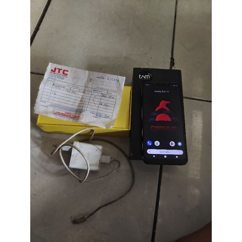 Pocophone F1 6/128 TAM