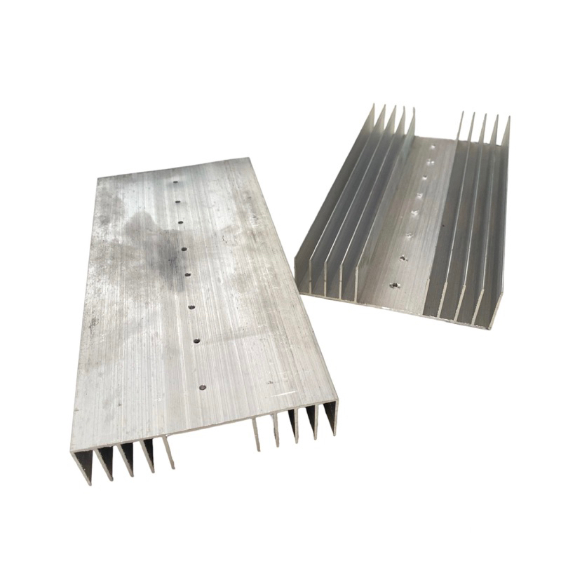 Pendingin Heatsink Transistor 10 Sirip 20cm