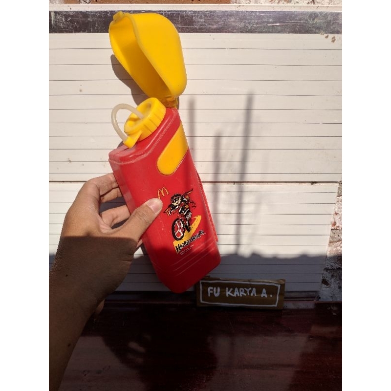botol minum McDonald