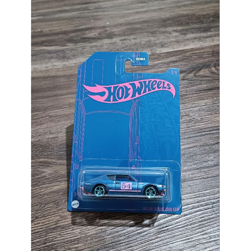 Hot Wheels Nissan Skyline 2000 GTR Blue & Pink