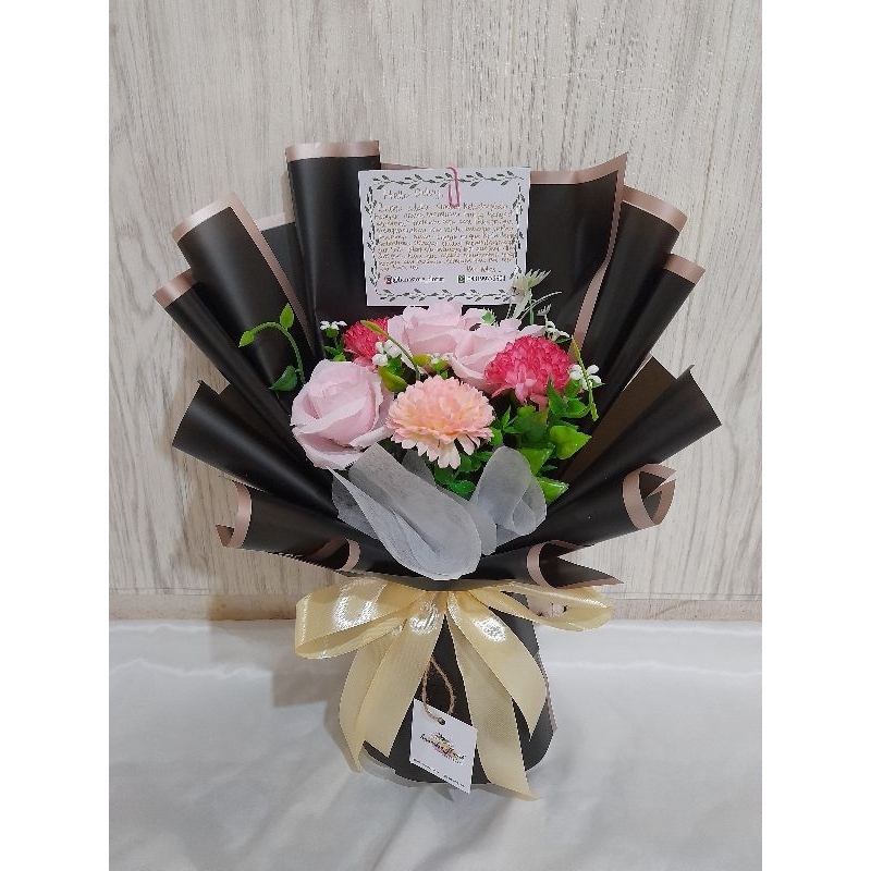 Buket bunga artificial/buket bunga cantik/buket bunga wisuda