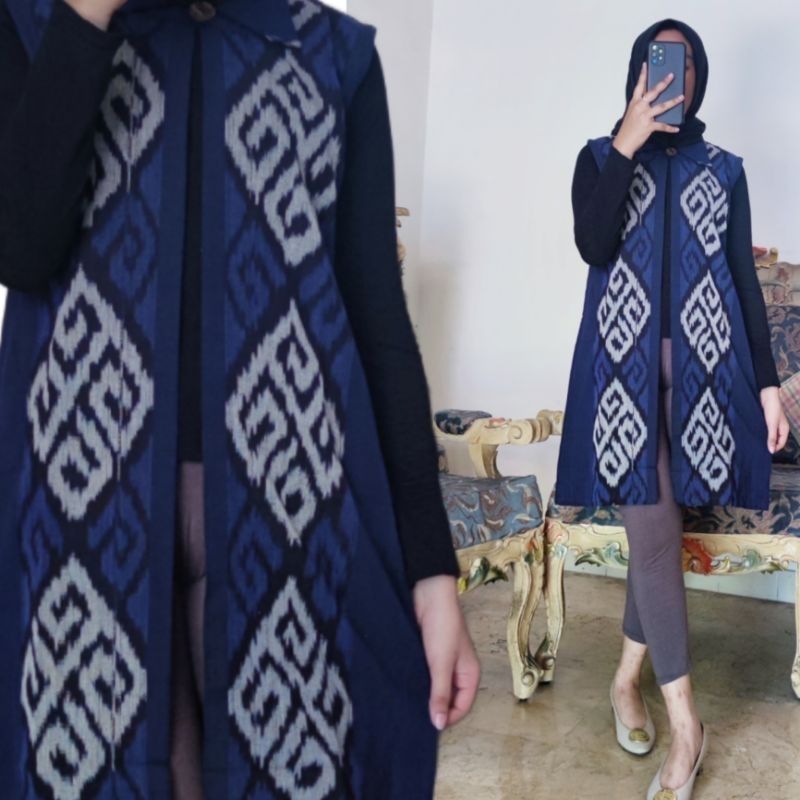 Vest tenun halus murah Baju luar tanpa lengan wanita cewek kasual kerja outher outer blazer asli ori original rompi pesta cantik cardi kekinian etnik klasik ikat tangan tradisional casual motif NTT Rote palu lombok Bali palembang blezer seragam kantor