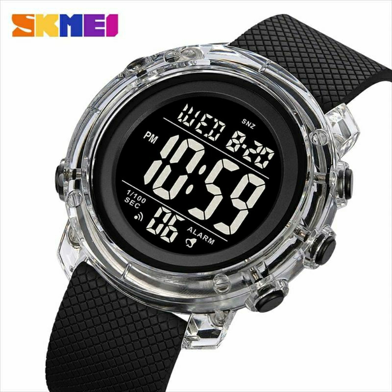 Jam tangan pria Spesifikasi : - DualTime - Diamter 5.5cm - Material Case : Rubber - Strap Rubber - Water Resistant 10 BAR (30M)  - Fitur 24 jam AM/PM - Layar LED - Stopwatch , Alarm 1 kg muat 5 jam tangan