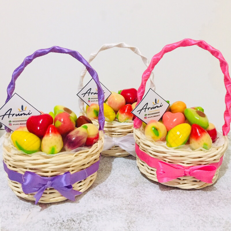 

Keranjang Hampers Small Size isi 15pcs Lukchup/Lookchoup/buah jelly fantasi