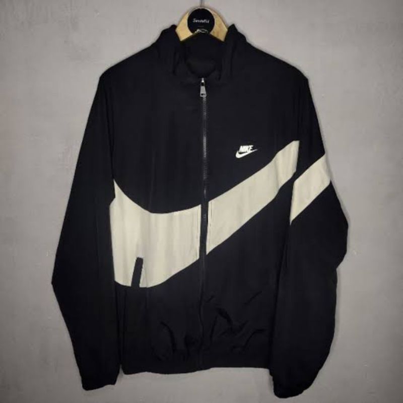 Nike big swoosh