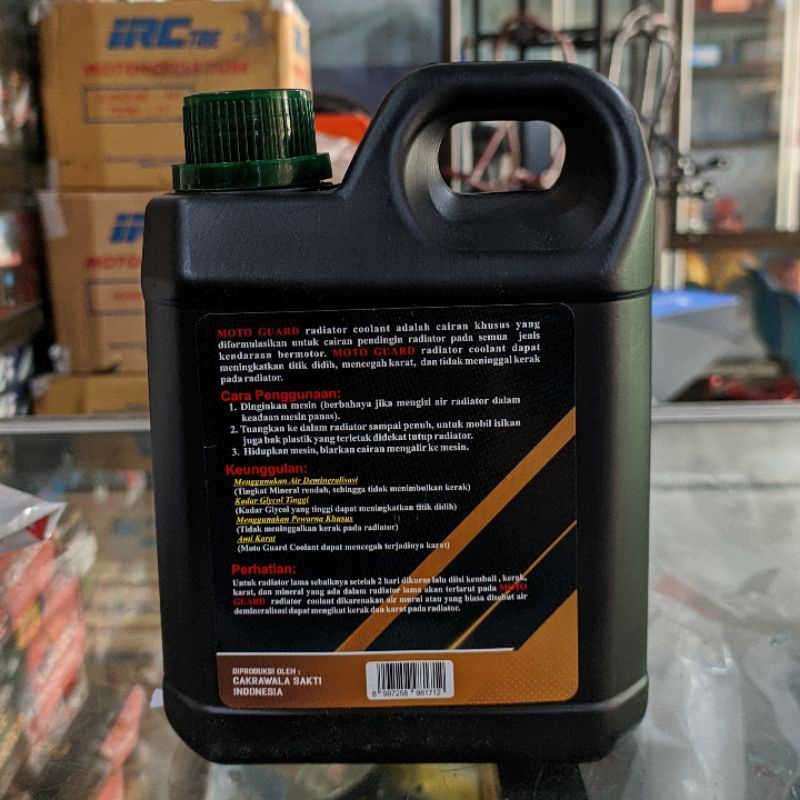 Air Radiator part Station 1L Motor Mobil Hijau