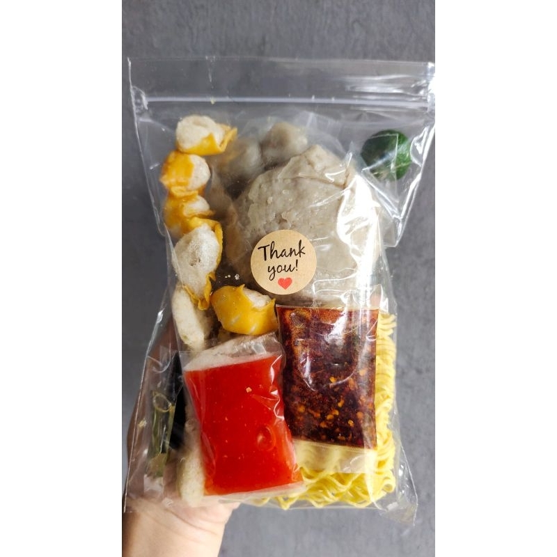 

Mie Jadah paket lengkap hemat