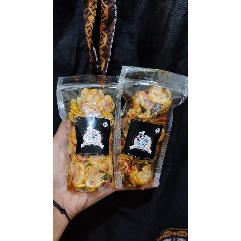 

[SEBRING] kerupuk seblak pedas gurih Daun jeruk 90gram