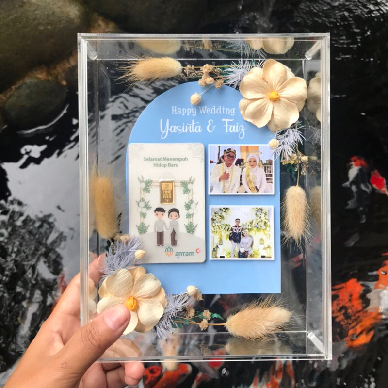 

KADO WEDDING/WEDDING GIFT/AKRILIK BOX/BOX ACRYLIC/KADO ULANG TAHUN/KADO AKRILIK