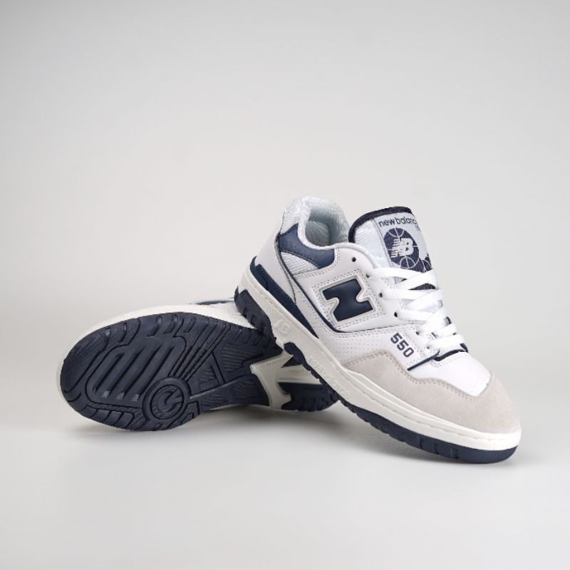 Sepatu nb 550 White Navy