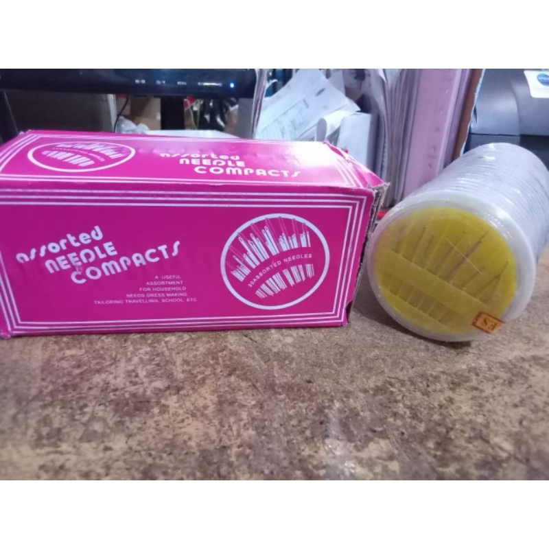 

jarum jahit jarum tusuk isi 16 pcs 1 toples kecil alat penjahit harga tertera 1 toples kecil isi 16 jarum