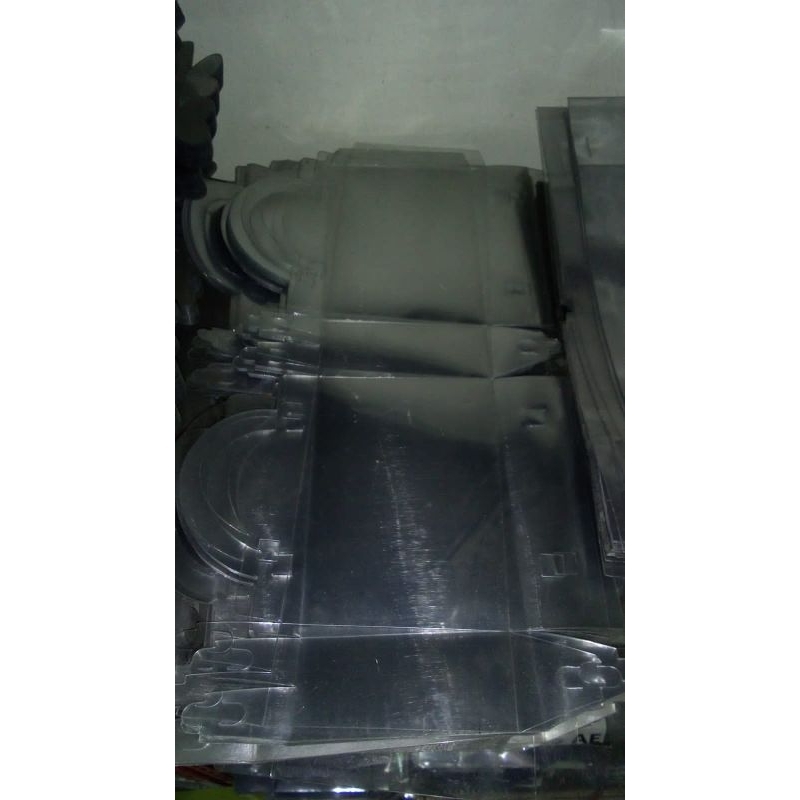 

Kotak Mika 25x10x20 ASTS (Alas sambung tas fullmika)