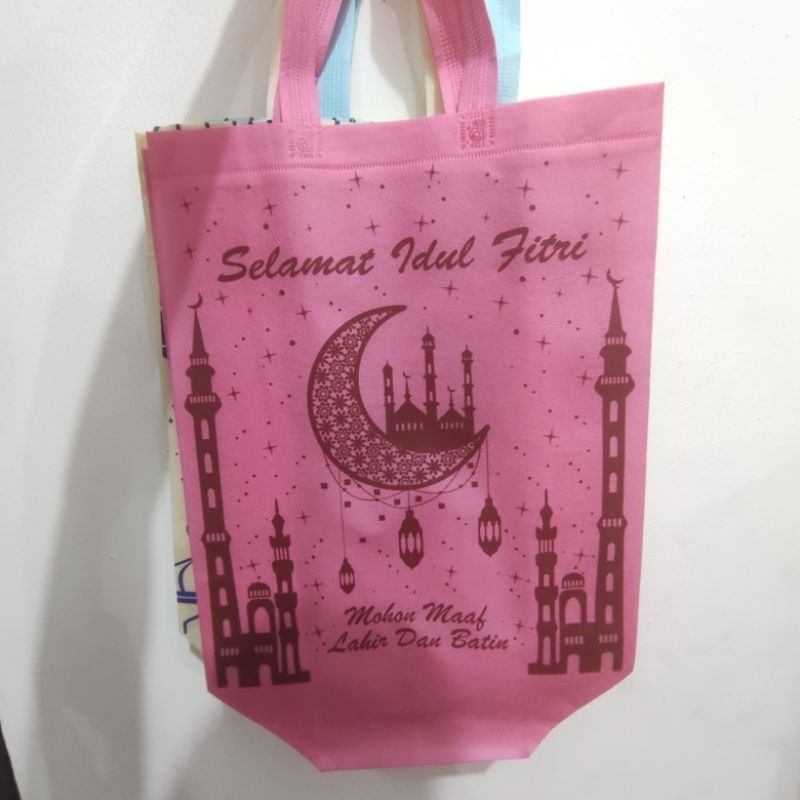 Tas Kain Spunbond Lebaran Jumbo Sedang Potrait 36 x 29 x 13 cm - Goodie Bag Kain Tebal Hampers Parcel Bingkisan Idul Fitri Ukuran Potrait