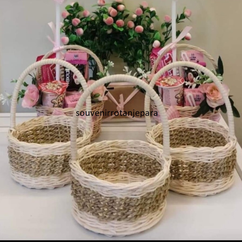 Keranjang Parcel Bulat Tangkai/Keranjang Rotan/Parcel Rotan