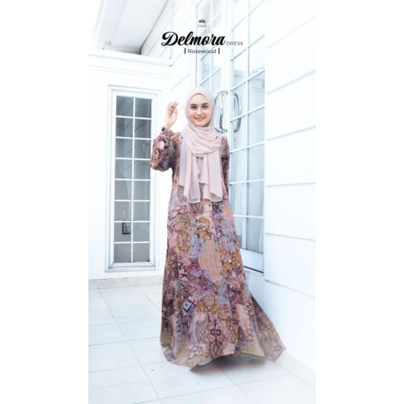 Delmora Dress by Zinnia