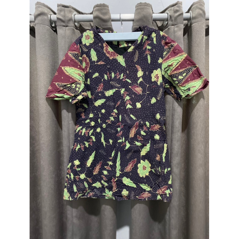 Preloved baju batik wanita / blouse batik wanita kantoran