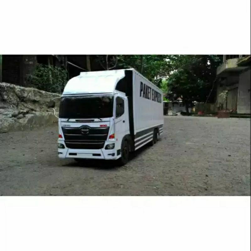 Miniatur Truk Tronton Box Mainan Anak Truck Tronton 500 Box