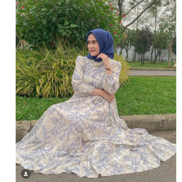 RUBY DRESS WEARING KLAMBY SALE