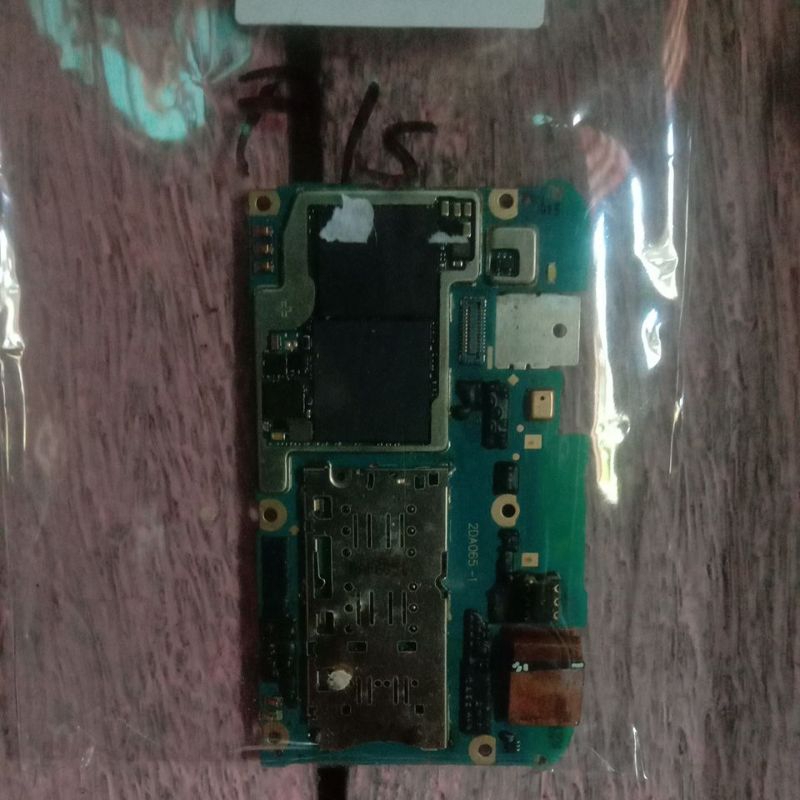 Mesin Oppo F1s Matot