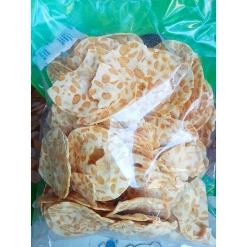 

KRIPIK TEMPE SAGU 250GRAM